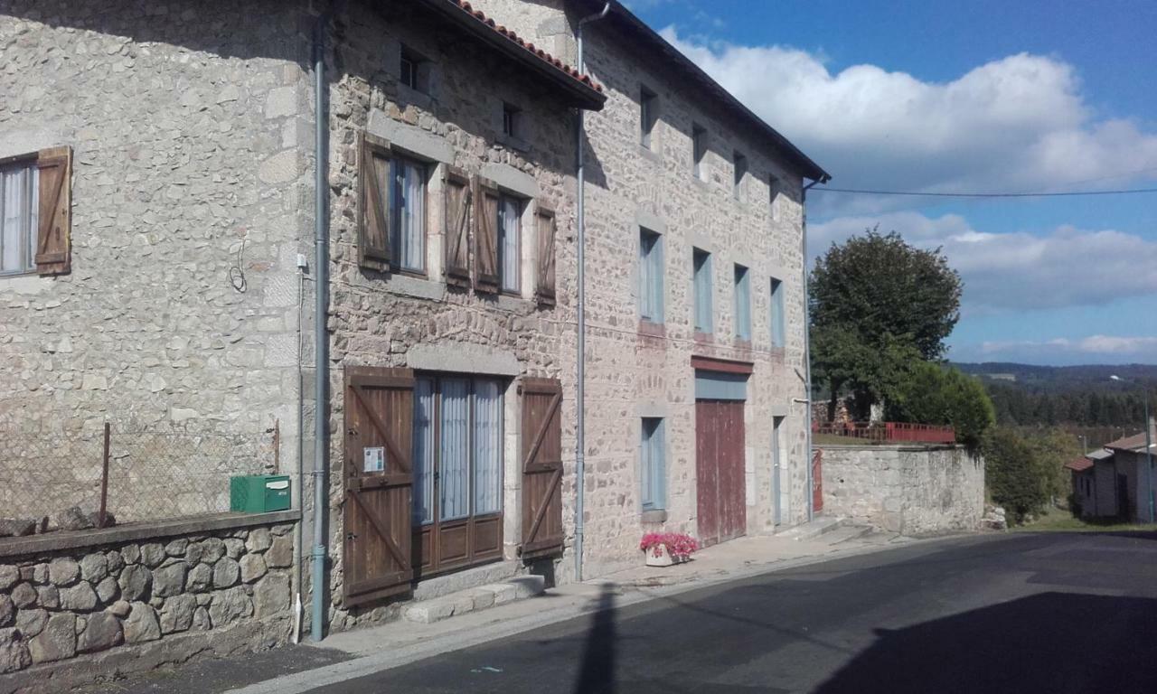 Aux Genets De Josephine Apartment Fournols Exterior photo